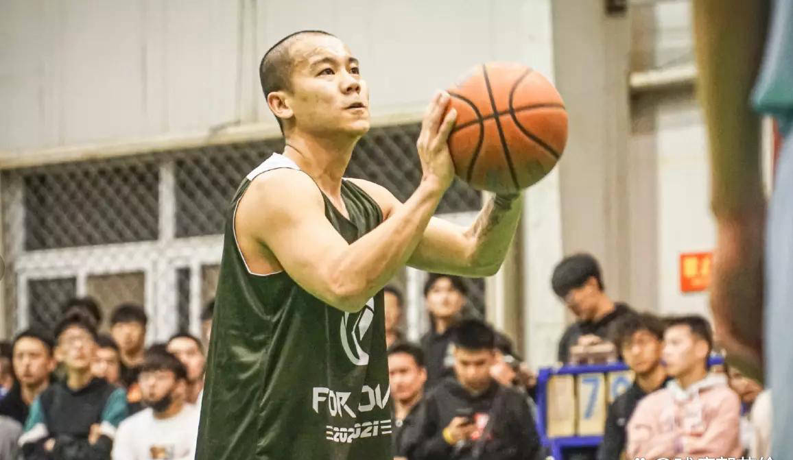 CBA本土球员交易窗口开启，曹芳非自由球员，自由球员名单更新