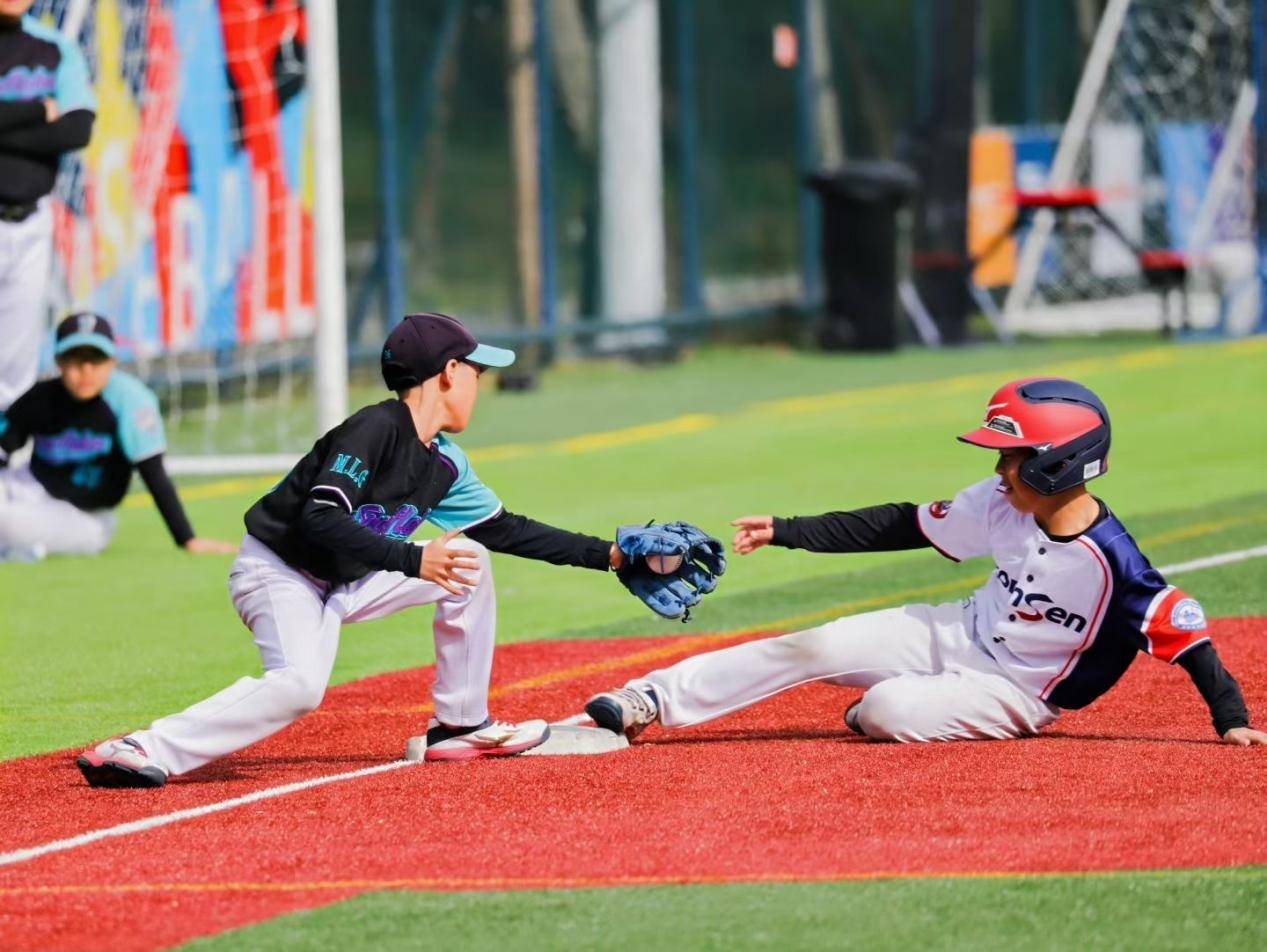 趣运动、乐无限丨第三届“湾城杯”全国青少年棒球经典赛在华富开赛